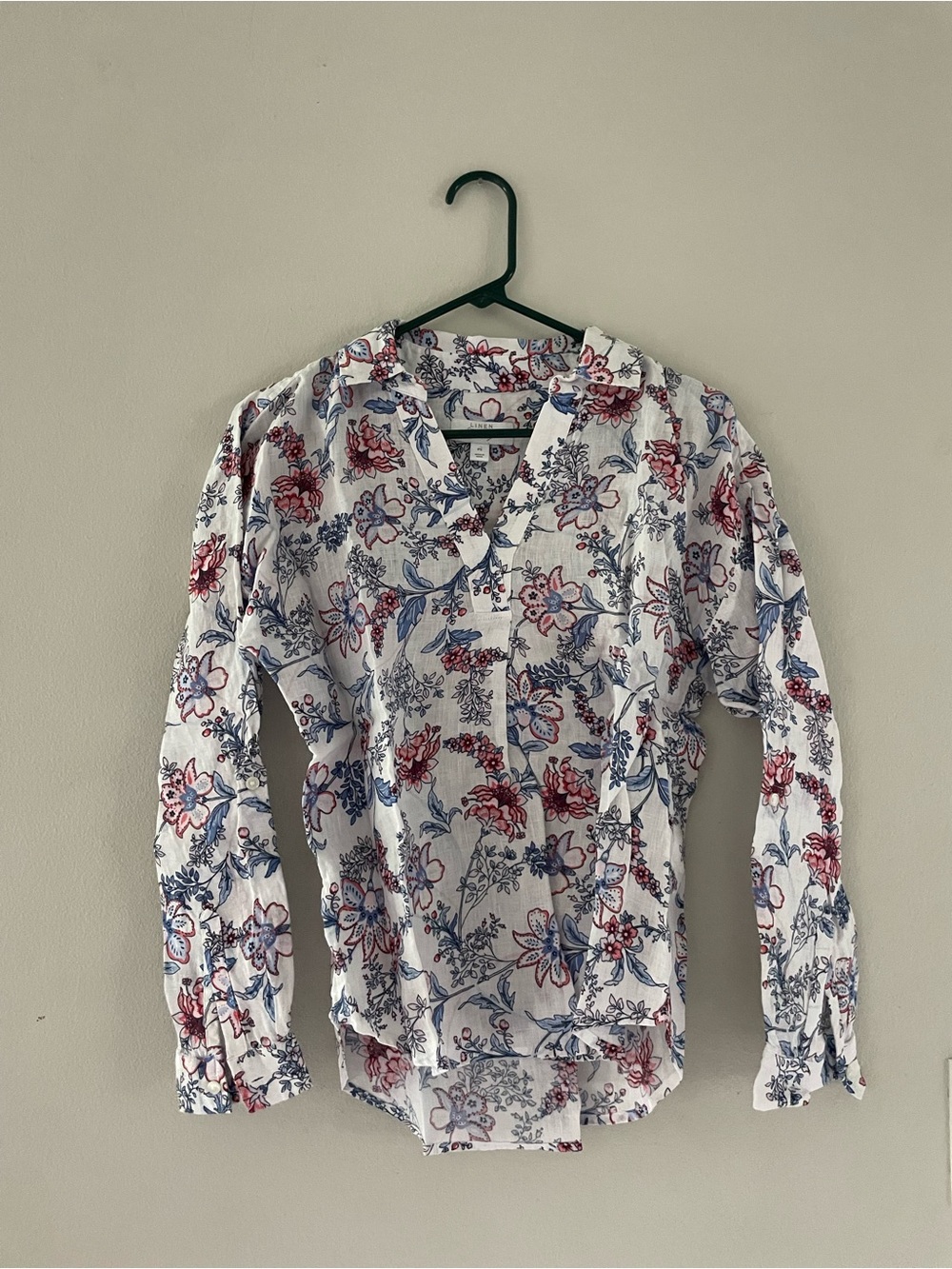 Charter Club White Red & Blue Floral Blouse